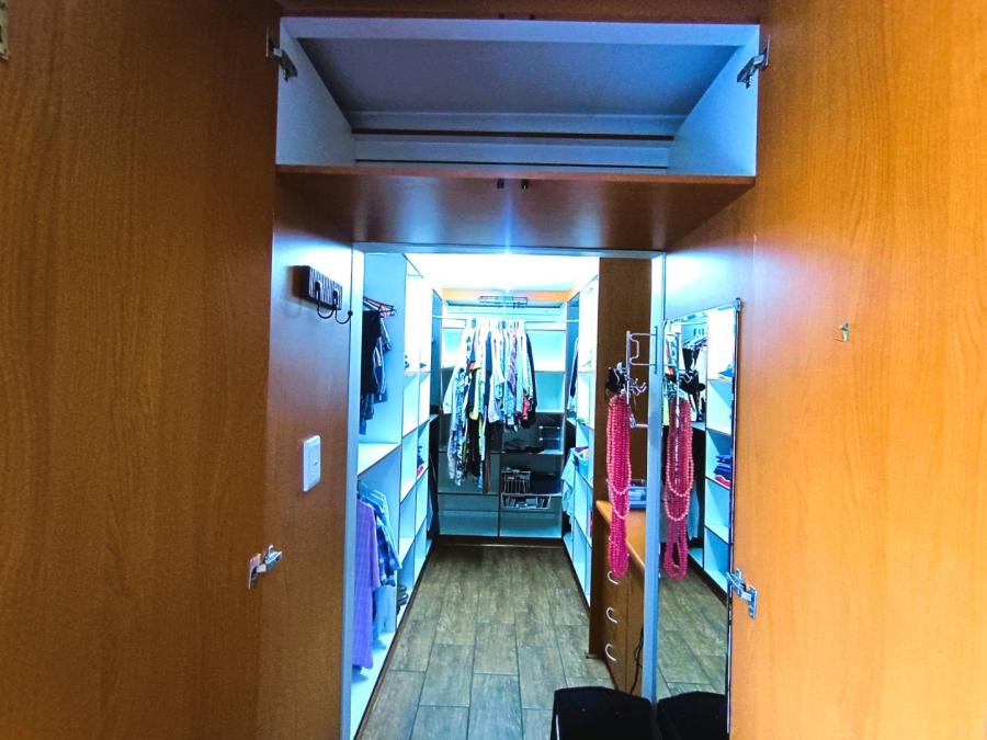 4 Bedroom Property for Sale in Pentagon Park Free State